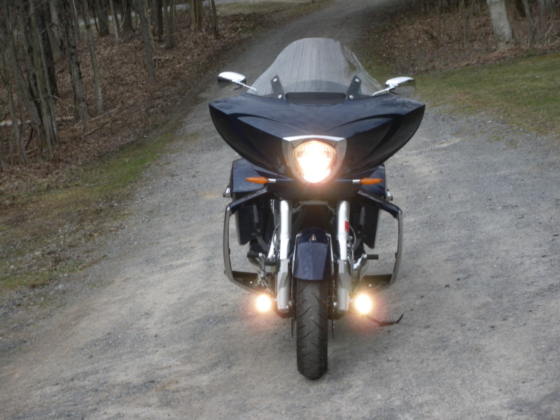 motolight-motorcycle-lights-on-victory-motorcycle-5