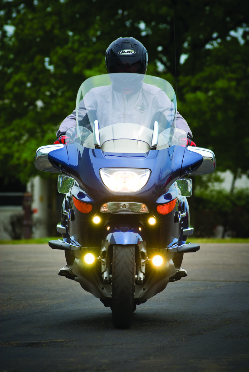 motolight-motorcycle-lights-on-bmw-motorcycle-11