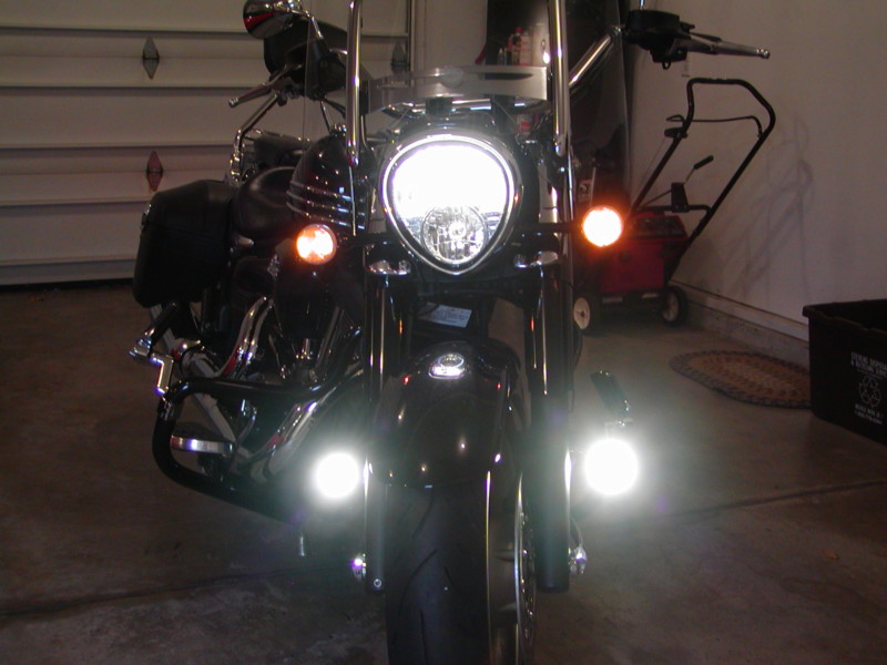 motolight-motorcycle-lights-on-yamaha
