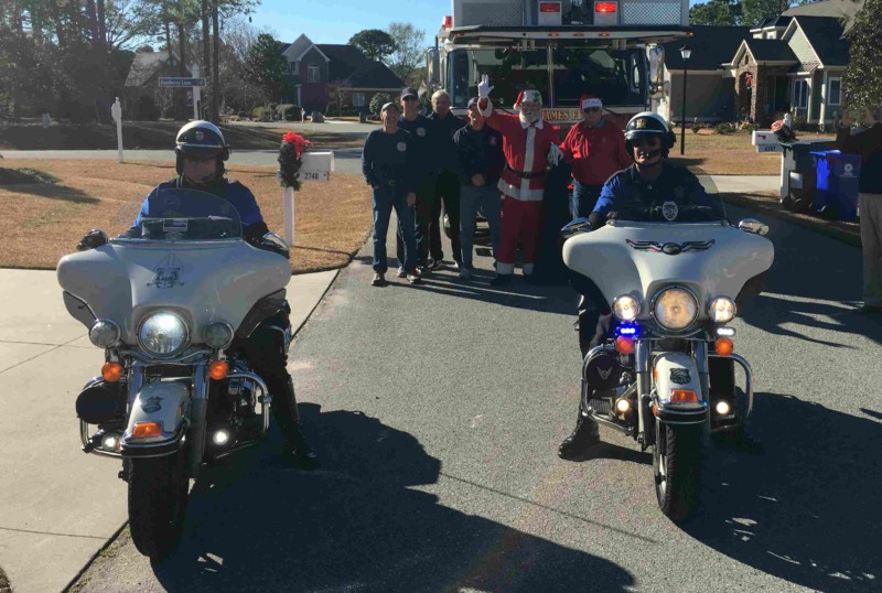 190207-southport-nc-police-with-motolights-2